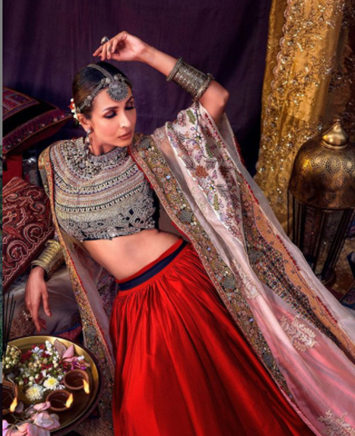  بالی ووڈ اداکارہ ملائیکہ اروڑہ ۔ (Photo:@malaikaaroraofficial/Instagram)