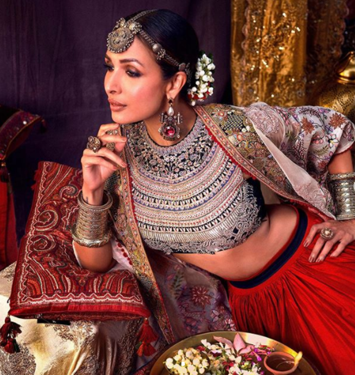  بالی ووڈ اداکارہ ملائیکہ اروڑہ ۔ (Photo:@malaikaaroraofficial/Instagram)