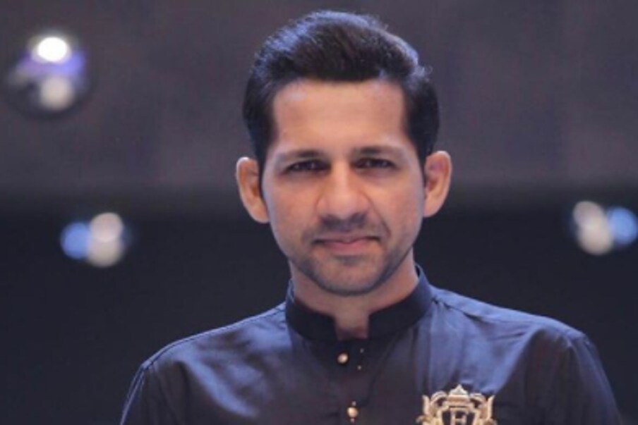  سندھ کے کپتان نے امپائر کے فیصلے پر نامناسب رویہ اختیار کیا ، جس کی فیلڈ امپائرز فیصل آفریدی اور ثاقب خان نے میچ ریفری کو رپورٹ کی ۔ (Photo:@sarfaraz54/Instagram)