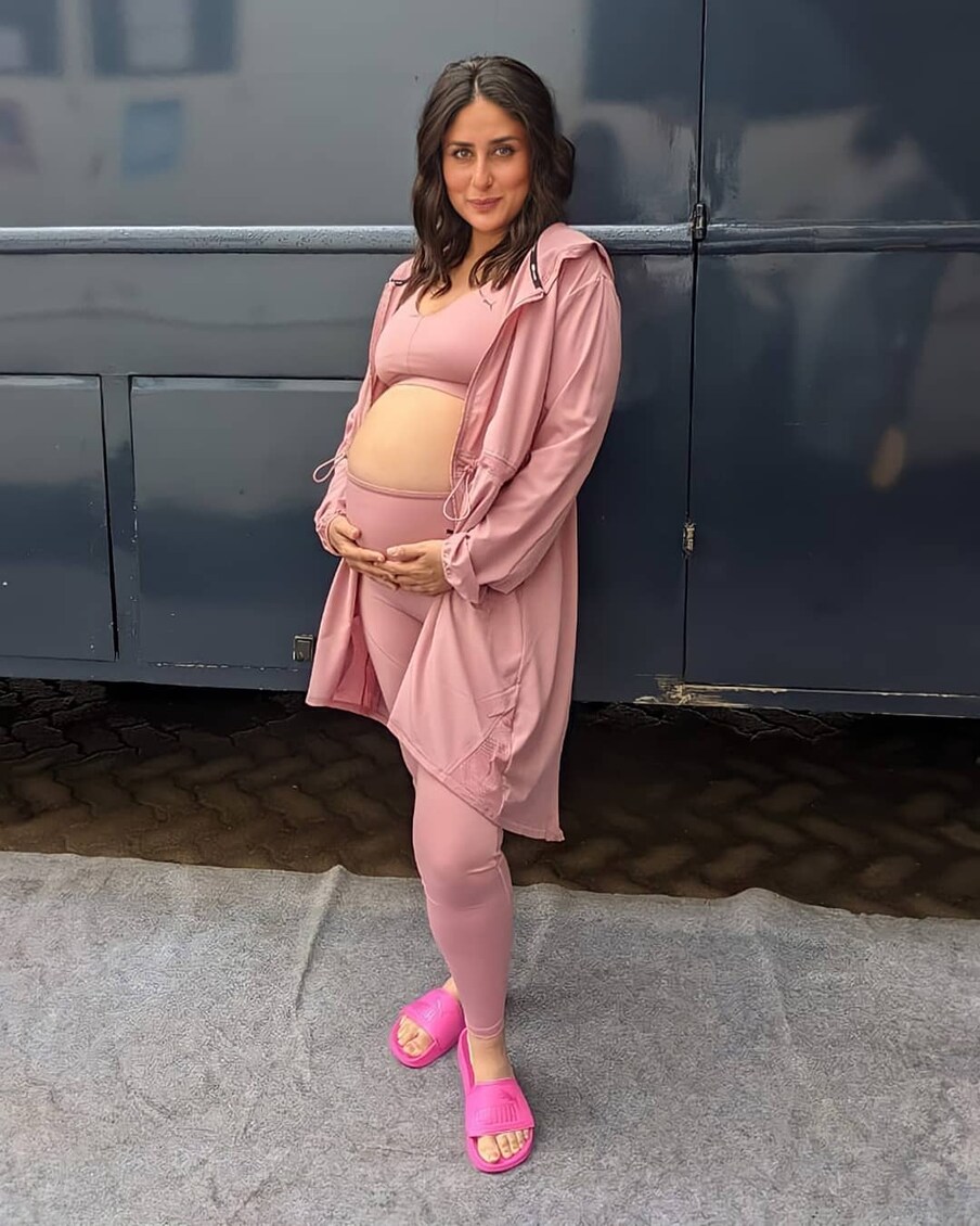  دراصل اب جو تصویر کرینہ کپور خان کی حال ہی میں وائرل ہو رہی ہے اس میں ان کا بیبی بمپ نظر آ رہا ہے۔ (Photo:@kareenakapoorkhan/Instagram)