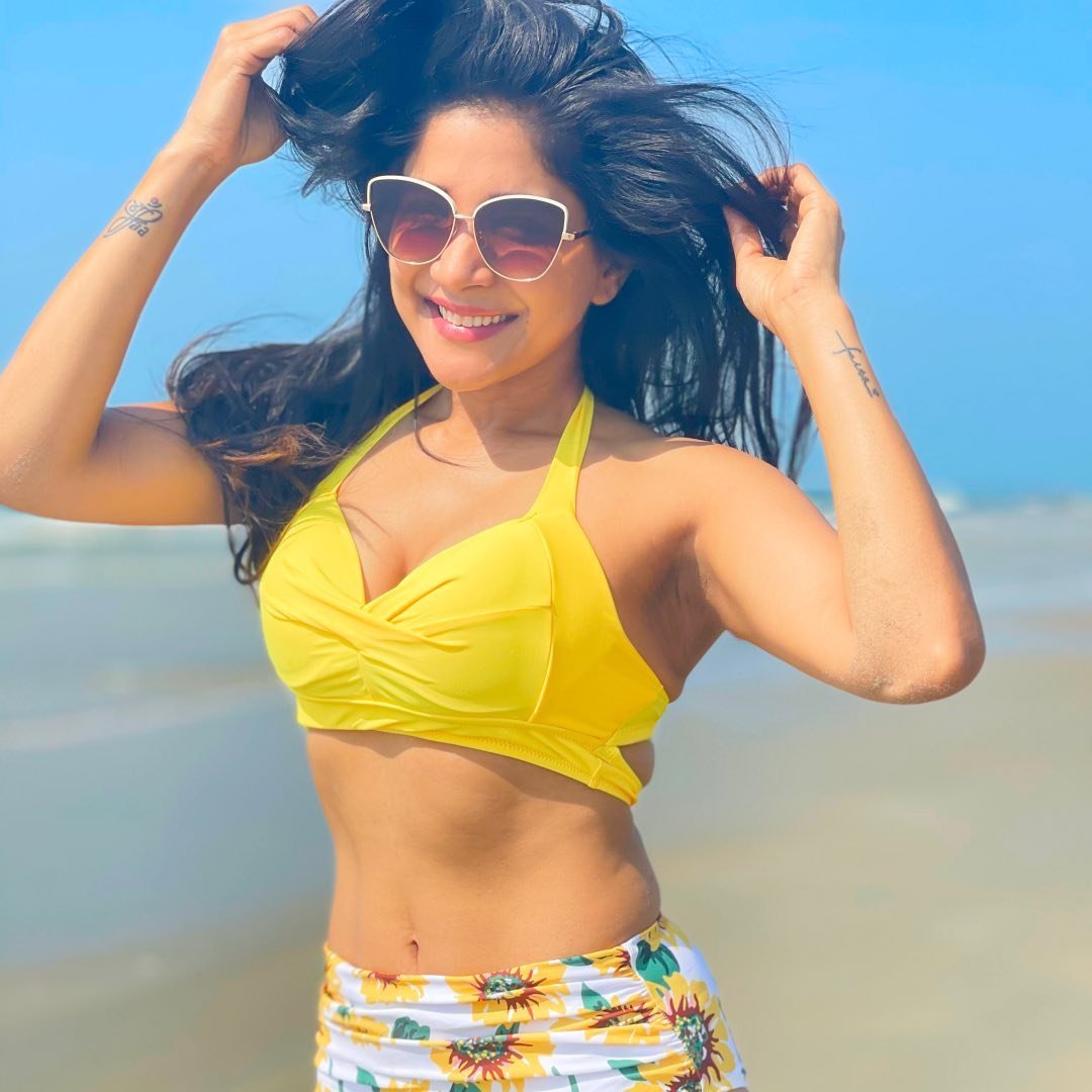  Sakshi Agarwal : اداکارہ ساکشی اگروال ۔ Photo : Instagram