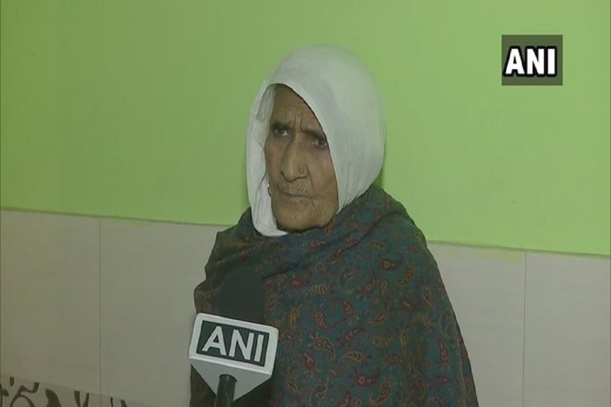 بلقیس دادی نے کہا تھا کہ ہم کسانوں کی بیٹیاں ہیں اور ہم آج کسانوں کے احتجاجی مظاہرہ کو حمایت دیں گے۔ ہم اپنی آواز اٹھائیں گے، حکومت کو ہماری بات سننی چاہئے۔