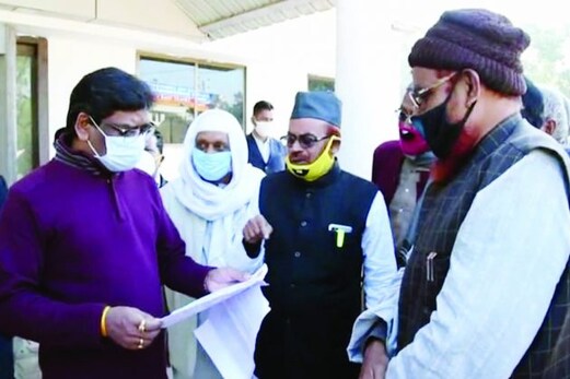 جھارکھنڈ : مدرسہ و سنسکرت اسکول اساتذہ کی پنشن پر فیصلہ جلد ، ہیمنت سورین کی یقین دہانی جھارکھنڈ : مدرسہ و سنسکرت اسکول اساتذہ کی پنشن پر فیصلہ جلد ، ہیمنت سورین کی یقین دہانی