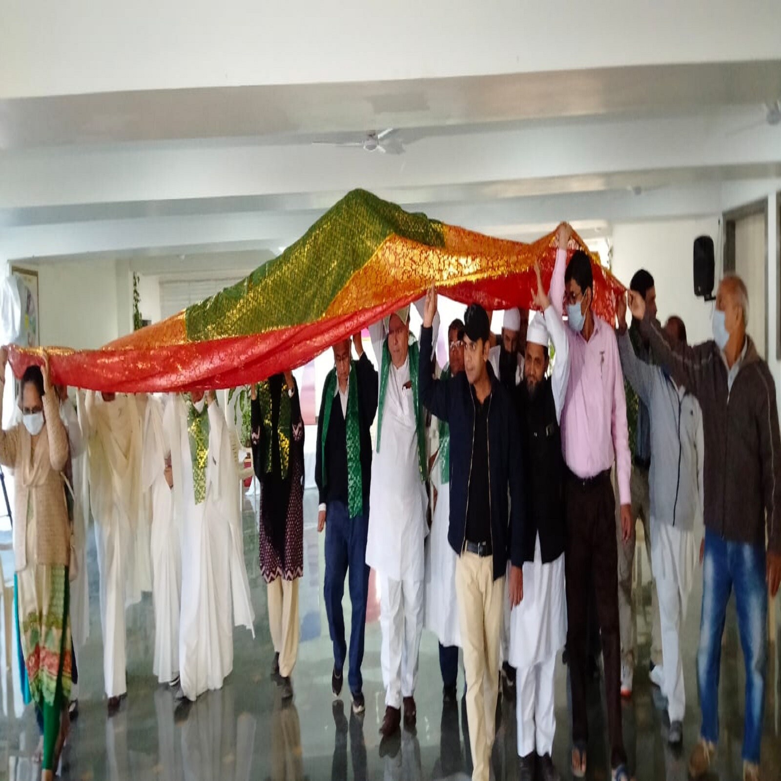 سلطان الہند کے آٹھ سو دسویں عرس کے لئے مرادوں کی چادر روانہ کی گئی۔