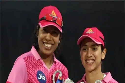 Women IPL: آئی پی ایل کے چیئرمین برجیش پٹیل نے یہ بھی واضح کیا کہ اس سیزن میں تین خواتین ٹیموں کے مردوں کے آئی پی ایل پلے آف کے ساتھ چار میچ بھی ہوں گے۔ پٹیل نے میٹنگ کے بعد کہا کہ پلے آف ٹائم کے دوران تین ٹیموں کے چار میچ ہوں گے۔