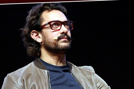 عامر خان نے یہ بھی انکشاف کیا کہ انہوں نے غصے میں اداکاری چھوڑنے کا فیصلہ بھی کیا تھا۔ لاک ڈاؤن میں جب انہیں اندر سے اپنی غلطیوں کا احساس ہوا تو انہوں نے انڈسٹری کو الوداع کہنے کا ذہن بنا لیا۔ لیکن اس وقت ان کی سابقہ ​​بیوی کرن راؤ نے انہیں ایسا نہ کرنے کے لئے سمجھایا تھا۔