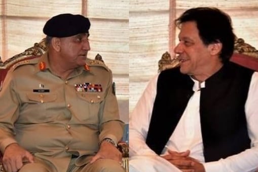 پاکستان کے وزیر اعظم عمران خان اور پاکستان کے فوجی سربراہ جنرل قمر جاوید باجوا۔ فائل فوٹو