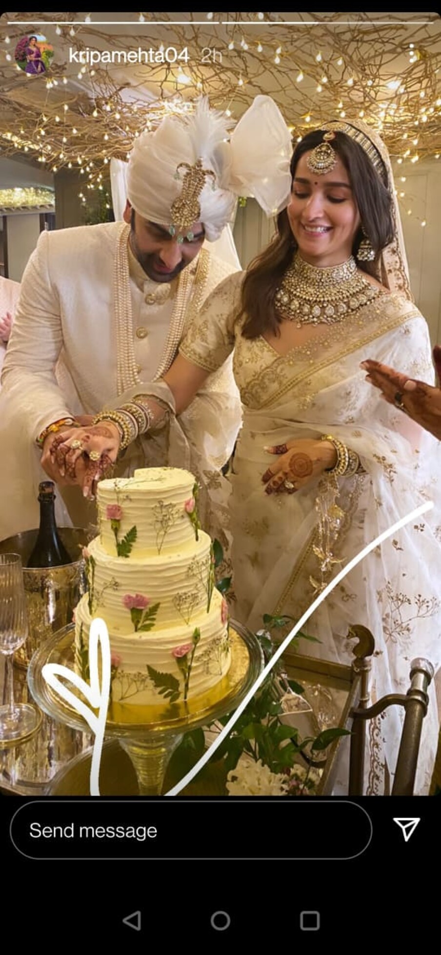  عالیہ بھٹ اور رنبیر کپور کی شادی کی تصویر۔ (Instagram)