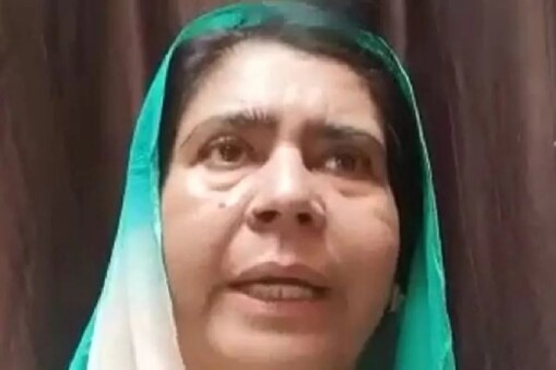 روبینہ خانم نے اپنے خلاف درج کیے گئے اس مقدمے کے بارے میں کہا کہ 'میرے خلاف بالکل غلط مقدمہ درج کیا گیا ہے۔ میں نے ایسی کوئی بات نہیں کہی۔ ہر شخص کو اپنی بات کہنے کا حق ہے۔ اس ملک کے اندر جمہوریت ہے اور ہر مذہب کے لوگوں کو اپنے خیالات کا اظہار کرنے کا حق ہے۔