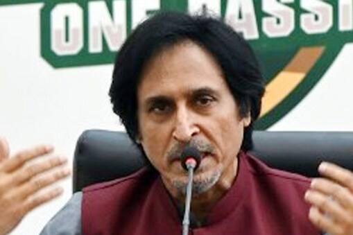 حال ہی میں راجہ نے اپنی برطرفی سے متعلق خدشات کو مسترد کیا۔