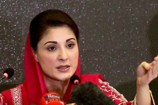 Pakistan PM Imran Khan News: پاکستان مسلم لیگ نواز یا پی ایم ایل این کی رہنما مریم نواز نے ٹویٹ کیا : ایک شخص جو اب اپنے ہوش و حواس میں نہیں ہے، اسے غصے میں تباہی پھیلانے اور پوری قوم کو کمزور کرنے کی اجازت نہیں دی جا سکتی۔ 