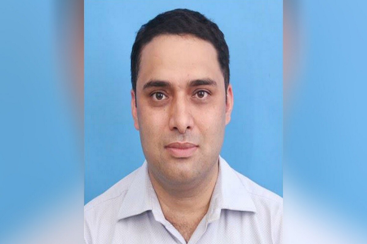 Dr. Adnan Rafiq Gastroenterologist & Hepatologist, CLDD (Center for Liver & Digestive Diseases) Jammu