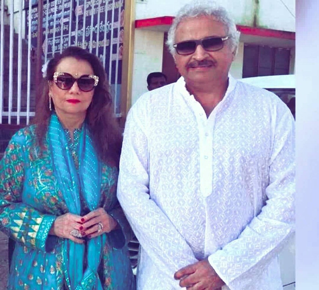 ممتاز (Mumtaz) کا شمار ان اداکارہ میں کیا جاتا ہے، جو اداکاری کے ساتھ ہی اپنے منفرد اسٹائل اور خوبصورتی سے لوگوں کا دل جیت لیا کرتی ہیں۔
