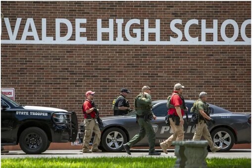 Texas School Shooting: حملے کے بعد جو بائیڈن نے ایک بیان جاری کیا ہے۔ انہوں نے کہا، 'وقت آگیا ہے کہ ہم اس کے خلاف کارروائی کریں۔ ہماری دعائیں ان والدین کے لیے ہیں جو آج رات بستر پر پڑے ہیں۔'