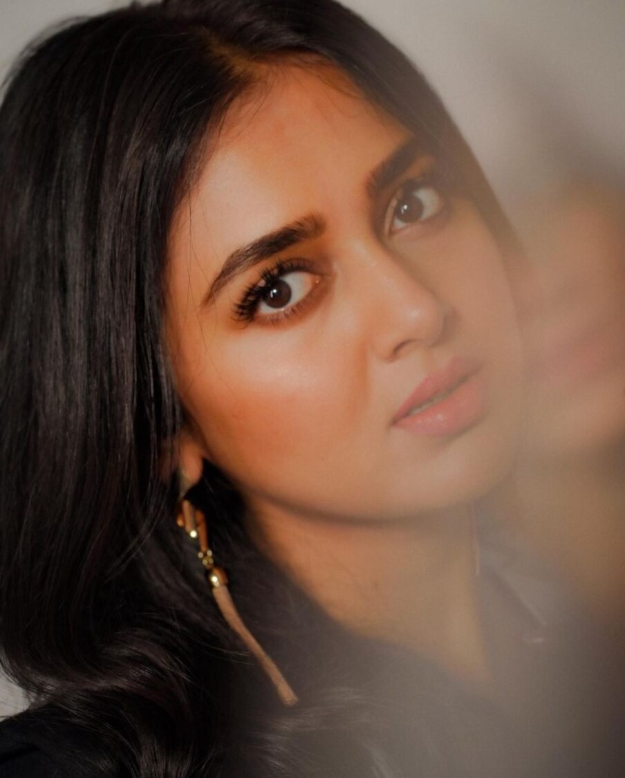  اداکارہ تیجسوی پرکاش ۔ تصویر: Instagram @tejasswiprakash
