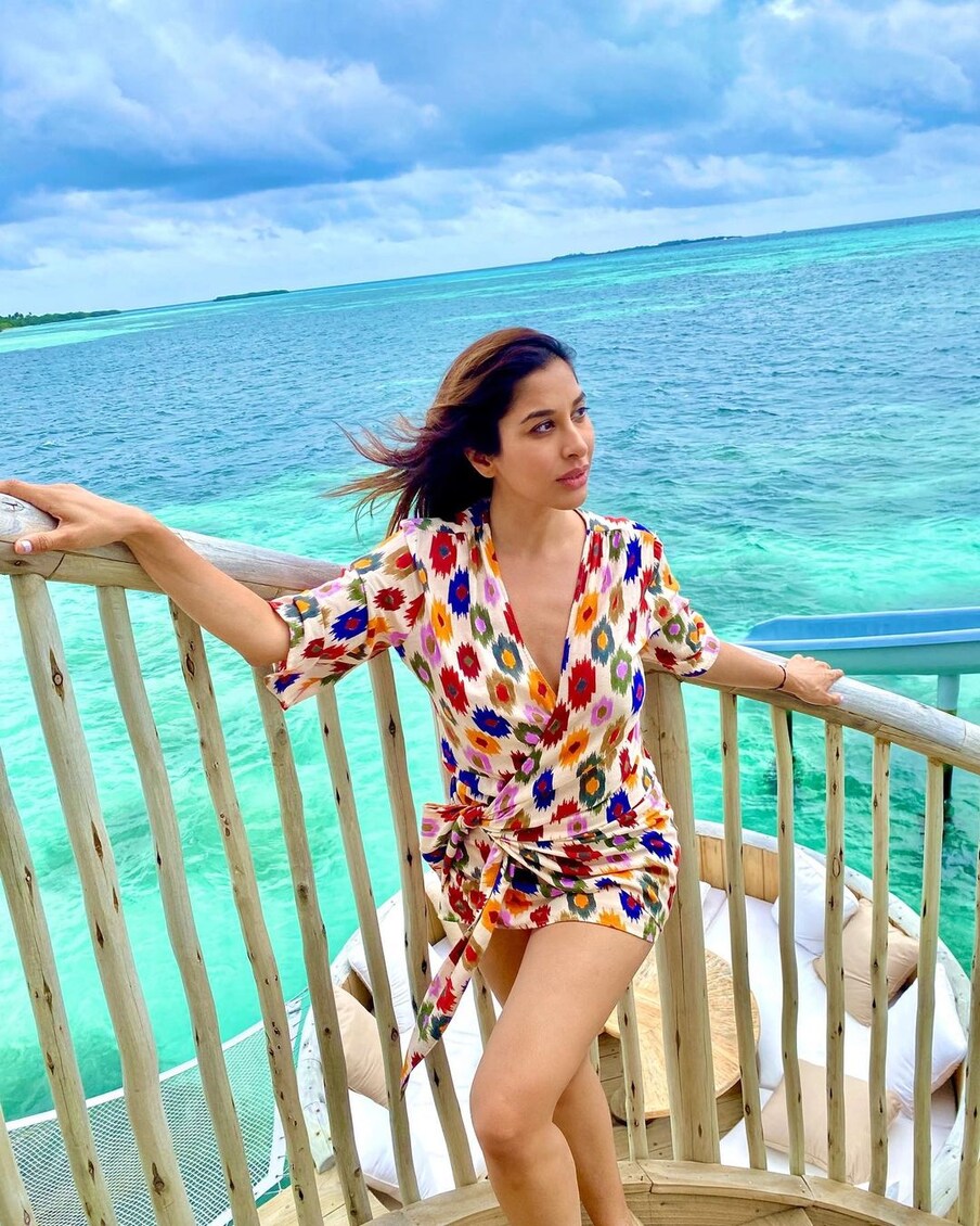  اداکارہ صوفی چودھری۔ تصویر : Instagram @sophiechoudry