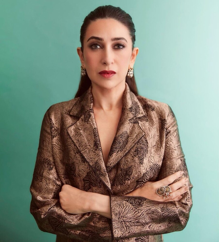  اداکارہ کرشمہ کپور ۔ (Photo: @therealkarismakapoor/Instagram)