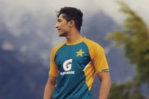 Cricket News: پاکستان کیلئے اچھی خبر، ٹی 20 میں ہیٹ ٹرک لینے والے کھلاڑی کو ملی دوبارہ گیند بازی کی اجازت  (PC-Muhammad hasnain instagram)