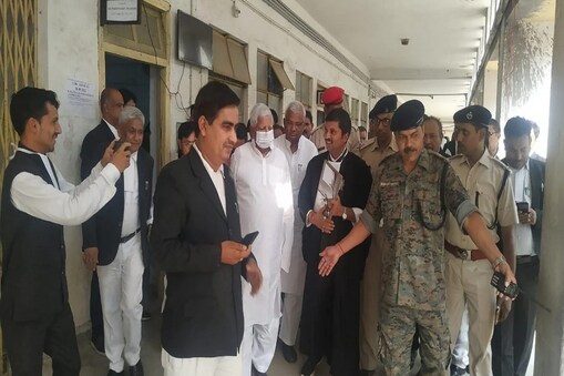 Lalu Prasad News:  آر جے ڈی سپریمو لالو پرساد یادو کو جھارکھنڈ کی ایک عدالت نے ضابطہ اخلاق کی خلاف ورزی سے متعلق ایک معاملہ میں بری کر دیا ہے۔