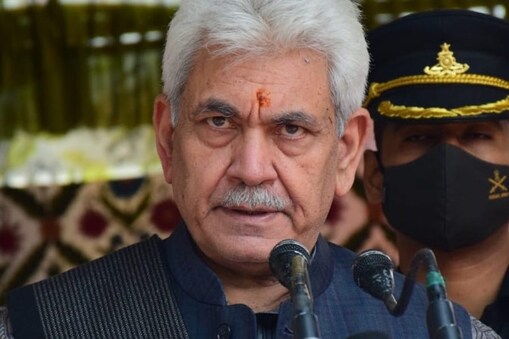 منوج سنہا کا بڑا بیان، کہا: کشمیری پنڈتوں کے قتل کو ملک میں مذہبی بنیادوں پر دیکھا جانا بند ہونا چاہئے ۔ فائل فوٹو ۔ 