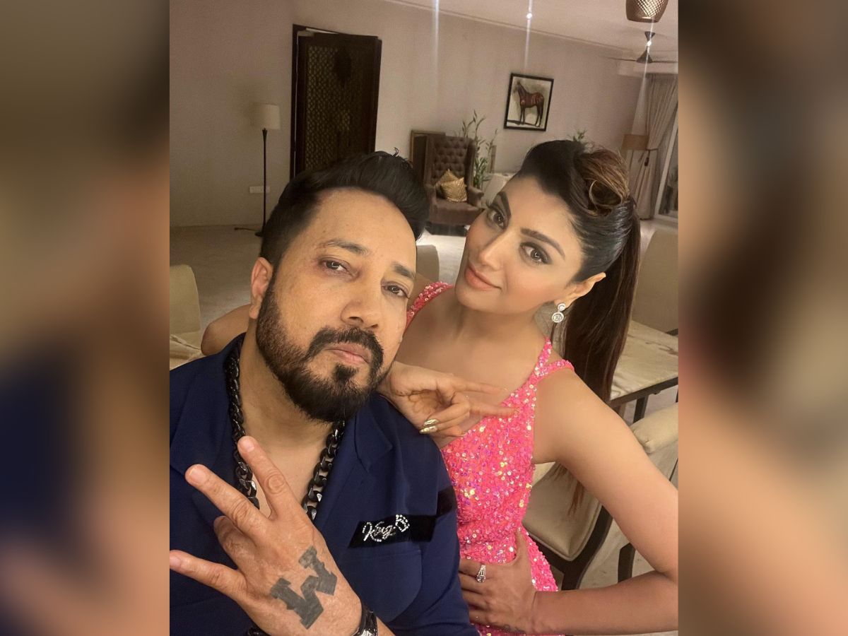 'Mika The Vohti میں نہیں ہوئی آکانشا پوری اور میکا سنگھ کی شادی، جانئے کیا ہے وجہ – News18 اردو