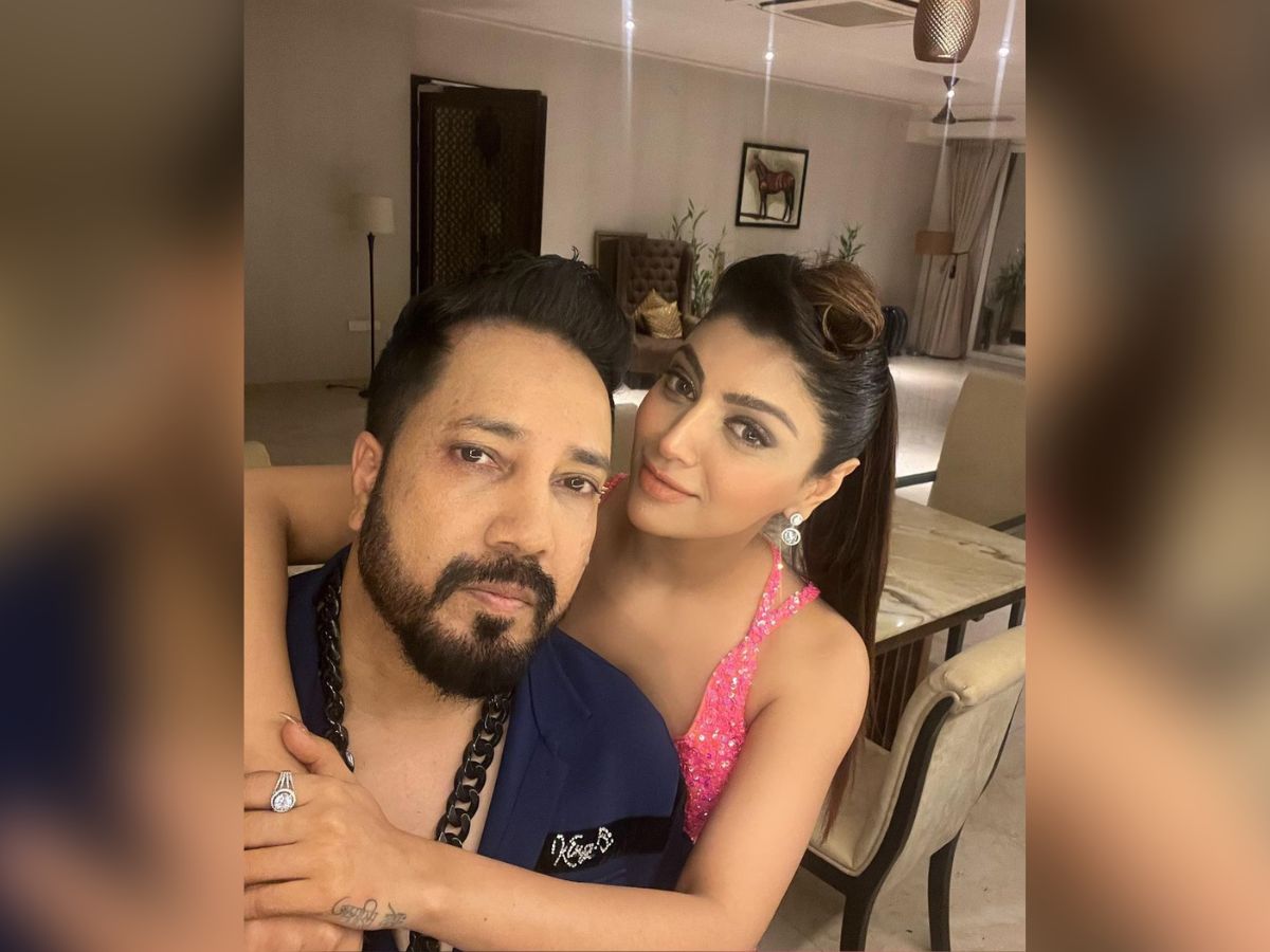 'Mika The Vohti میں نہیں ہوئی آکانشا پوری اور میکا سنگھ کی شادی، جانئے کیا ہے وجہ – News18 اردو