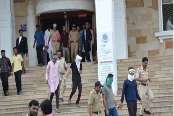 Amravati killing: این آئی اے نے مہاراشٹر میں 13 مقامات پر چھاپے مارے، کئی پمفلٹس ضبط