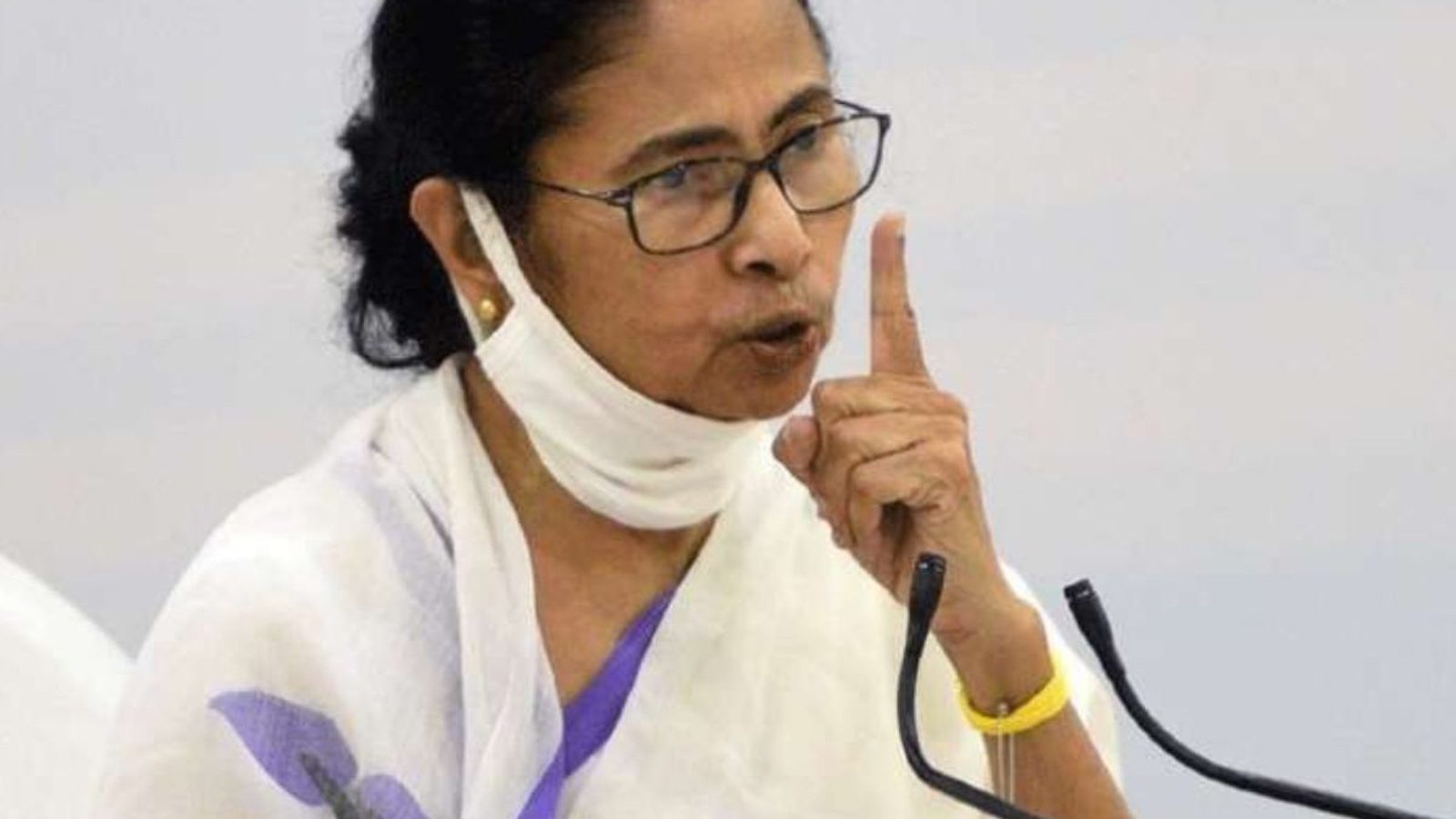 Mamata will sit on dharna today against central government, TMC MPs will also protest against skf mgb

 | Pro IQRA News