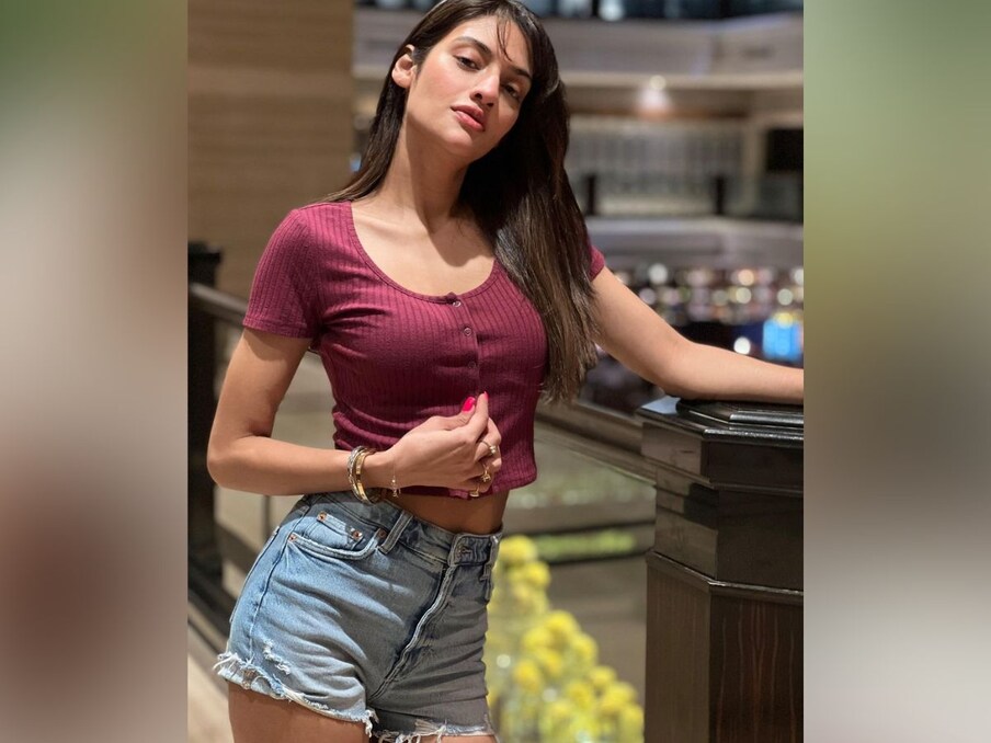 نصرت جہاں: تصویر، انسٹاگرام۔