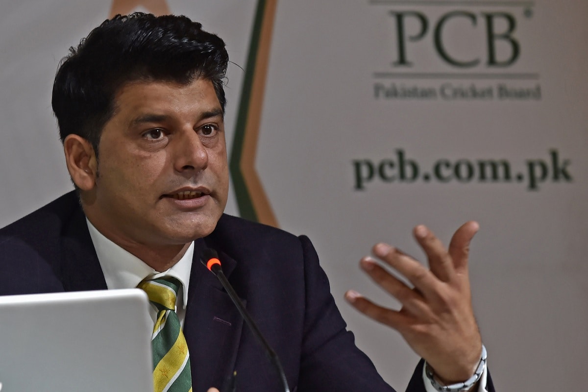 سابق ٹسٹ کرکٹر صادق محمد نے پی سی بی سے چیف سلیکٹر محمد وسیم کو برخاست کرنے کی گزارش کی ہے۔