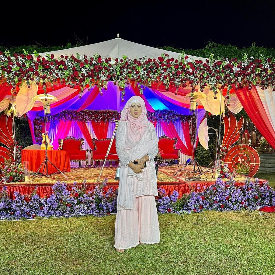  سحر افشاں ۔ (Photo: @saharafshaofficial/Instagram)