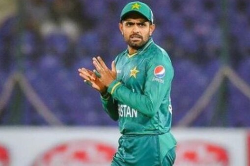 اب بابر نے یہاں بھی بنادیا ریکارڈ، اس عمر میں یہ ایوارڈ آج تک کسی پاکستانی کو نہیں ملا