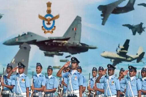 ایئر چیف مارشل چودھری نے اعلان کیا کہ ہتھیاروں کے نئے نظام کی منظوری دے دی گئی ہے۔ اس تاریخی موقع پر یہ اعلان کرنا میرے لیے اعزاز کی بات ہے کہ حکومت نے آئی اے ایف میں افسران کے لیے ہتھیاروں کے نظام کی ایک شاخ کے قیام کی منظوری دے دی ہے۔
