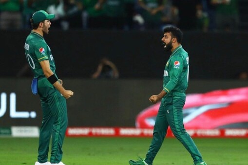 پاکستانی اسٹار تیز گیند باز شاہین شاہ آفریدی فٹ ہو کر واپسی کے لئے تیار ہیں۔ 