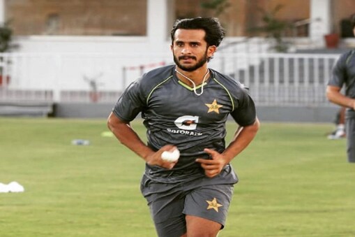 پاکستانی تیز گیند باز حسن علی نے کھویا آپا، لائیو میچ میں ہی فینس کو مارنے دوڑ پڑے، جانئے پورا واقعہ (Hasan Ali Instagram)
