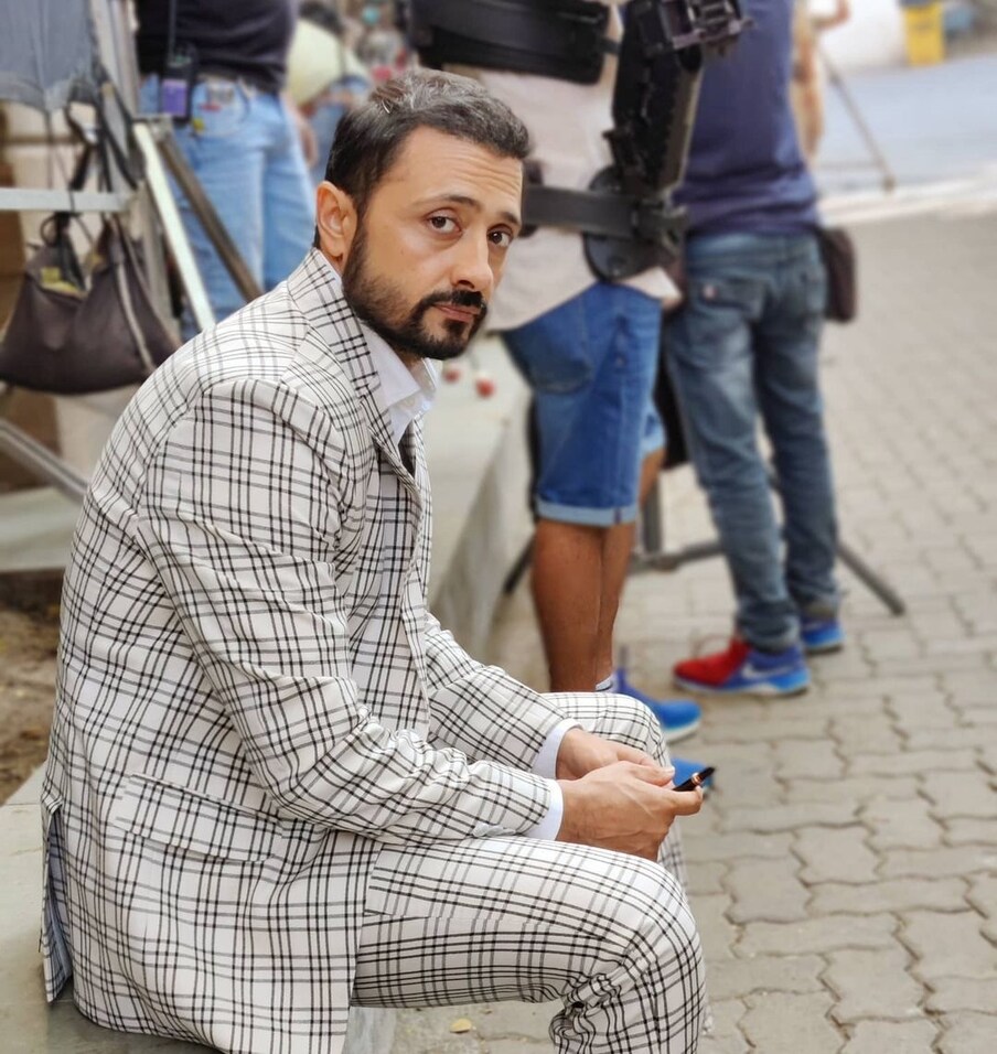  مسابہ گپتا کے شوہر ستیہ دیپ مشرا بھی شوبز انڈسٹری کا ہی حصہ ہیں ۔ وہ فلموں اور ویب سیریز کی دنیا میں سرگرم ہیں ۔