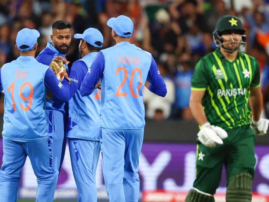  اگر پاکستان نے ہندوستان جا کر نہ کھیلنے کا فیصلہ کیا تو ورلڈ کپ کے دوران دونوں ممالک کے درمیان میچ دیکھنے والوں کی خواہش ادھوری ہی رہے گی۔ پی سی بی کے سابق چیئرمین رمیز راجہ نے بھی یہی کہا تھا۔ اب موجودہ صدر نے بھی اسے دہرایا ہے۔-AP