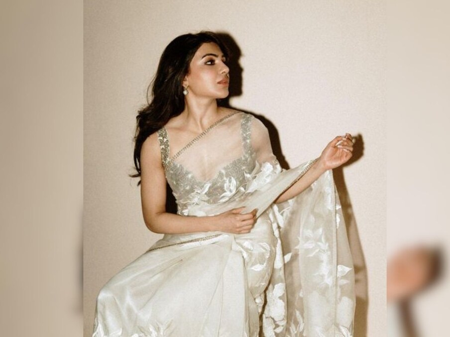  سامنتھا کی تصاویر کو دیکھ کر فینس کا جوش بڑھ گیا ہے اور وہ کمنٹس میں لکھ رہے ہیں کہ تھلائیوی واپس آچکی ہے ۔ (Photo: Instagram)