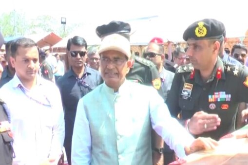 مدھیہ پردیش: بھوپال میں منعقدہ چار روزہ فوجی میلے کا وزیر اعلی شیوراج سنگھ نے کیا افتتاح