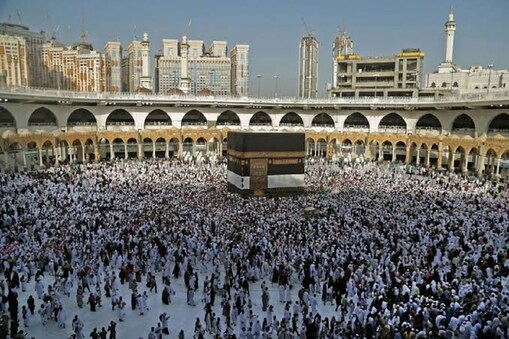 جاوید عالم خان نے مزید بتایا کہ جو لوگ حج2023 پر جانے کے خواہشمند ہیں اور کسی وجہ سے آن لائن درخواست نہیں دے سکے تھے وہ اب 20 مارچ 2023 شام 5 بجے تک درخواست دے سکتے ہیں۔ 