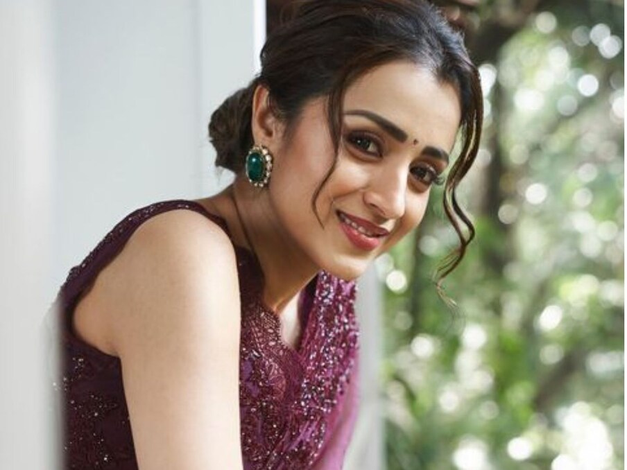 In an interview recently, when the actress was asked about her marriage, she replied that she does not want to get divorced after marrying for duty. She said that she knows many people, including friends, who used to say that they were happily married, but now some are considering divorce.