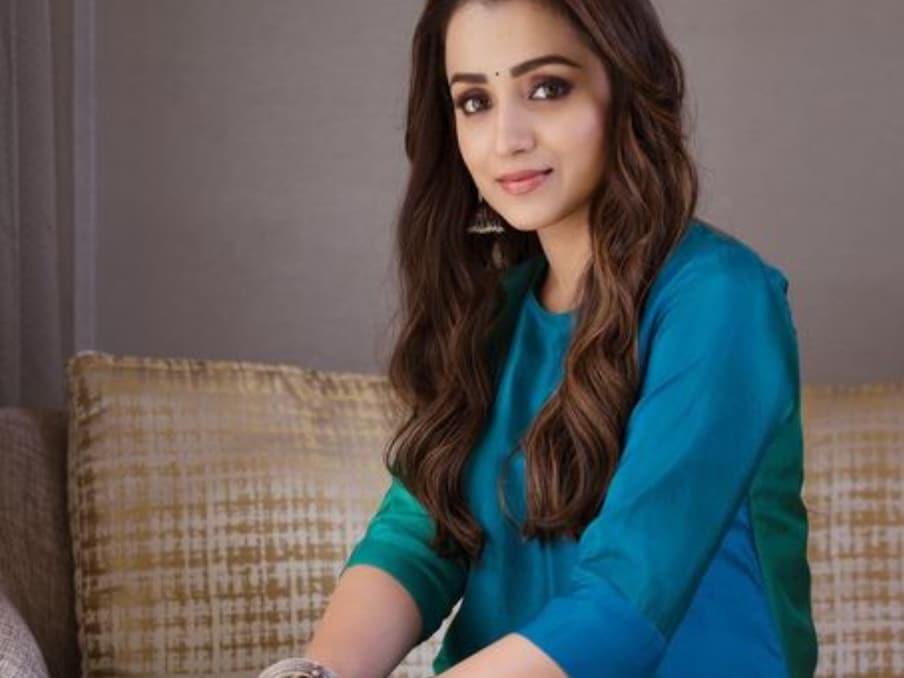 The actress says that if people are not happy in this relationship, then why get married.  He also said that he has not met the right person, whom he can think about marrying.  Let me tell you that Trisha has been in a relationship with Baahubali star Rana Dagabati.  Rana himself has accepted that he was in a relationship with Trisha.