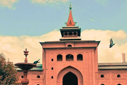 شہر کی تاریخی جامع مسجد (تصویر: ٹوئٹر)