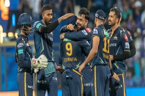 IPL 2023: 'چوکے' کے بعد لگائے 10 چھکے، راشد خان نے آئی پی ایل میں رقم کردی نئی تاریخ  (Instagram)