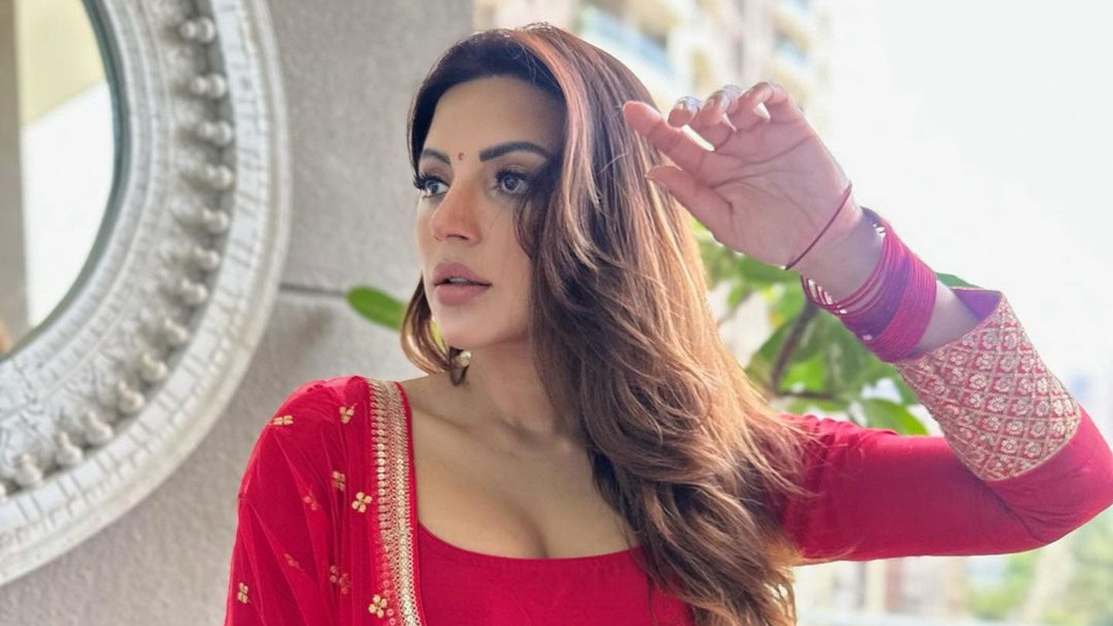 Bollywood actress shama sikander goes topless for her 42 birthday see