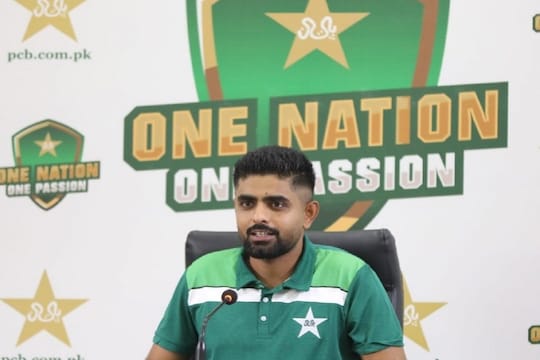 ورلڈ کپ کی ہار سے ٹوٹے بابر اعظم، اٹھایا بڑا قدم، سبھی فارمیٹ کی چھوڑی ...