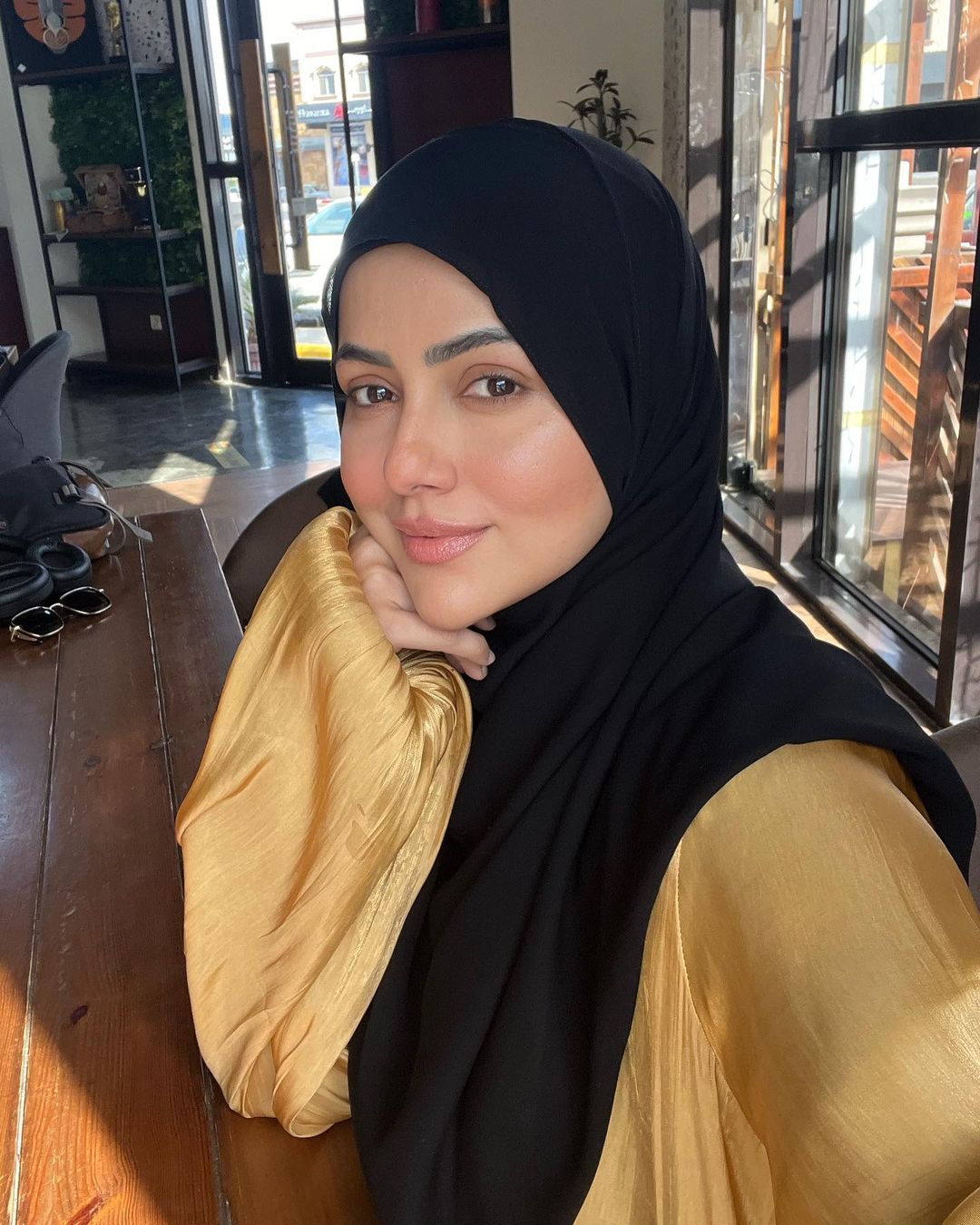 Sana khan revealed husband anas is 7 years younger was nervous before