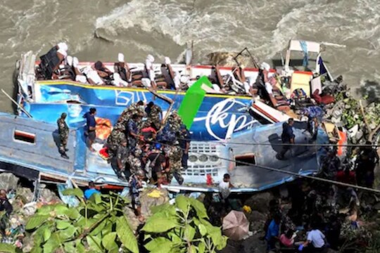 Nepal bus crash death toll reaches 41 in indian pilgrims bus accident ...