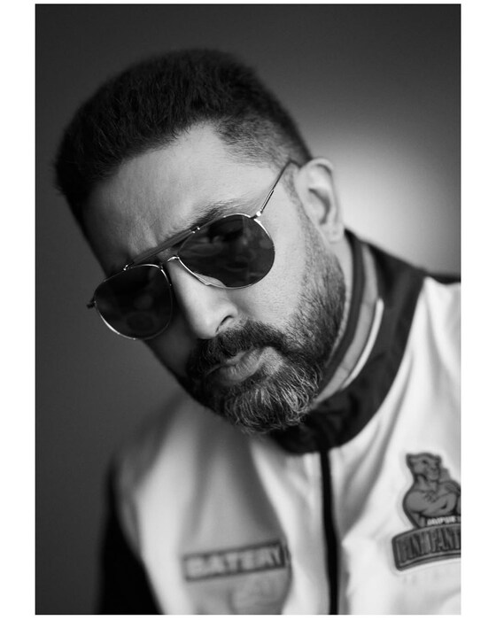 ابھیشیک بچن کا مزید کہنا تھا کہ پیرنٹنگ ایک نعمت ہیں اور یہ کل وقتی کام ہے، خاص طور پر جب باپ کی بات آتی ہے تو یہ زیادہ مشکل ہوتا ہے کیونکہ وہ کام کرتے رہتے ہیں۔ (Photo: @bachchan/Instagram) ابھیشیک بچن کا مزید کہنا تھا کہ پیرنٹنگ ایک نعمت ہیں اور یہ کل وقتی کام ہے، خاص طور پر جب باپ کی بات آتی ہے تو یہ زیادہ مشکل ہوتا ہے کیونکہ وہ کام کرتے رہتے ہیں۔ (Photo: @bachchan/Instagram)