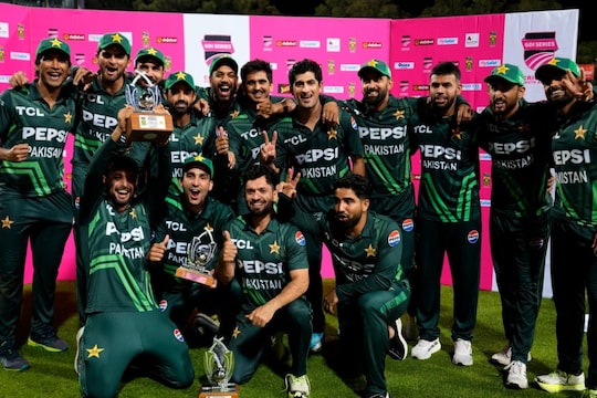 Pakistan become 1st team to whitewash south africa in a bilateral odi ...